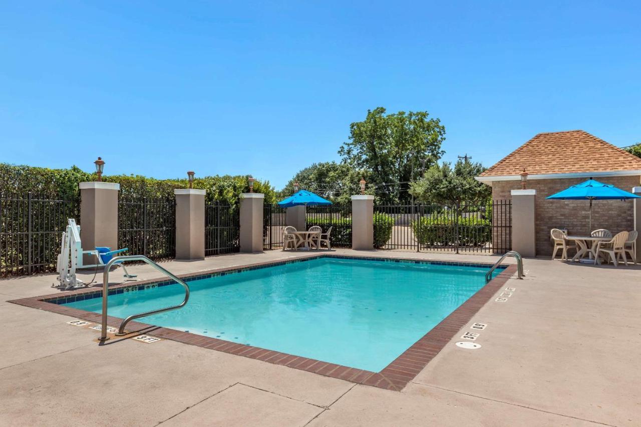 Comfort Suites Waco Near University Area מראה חיצוני תמונה
