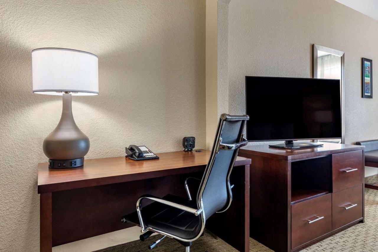 Comfort Suites Waco Near University Area מראה חיצוני תמונה