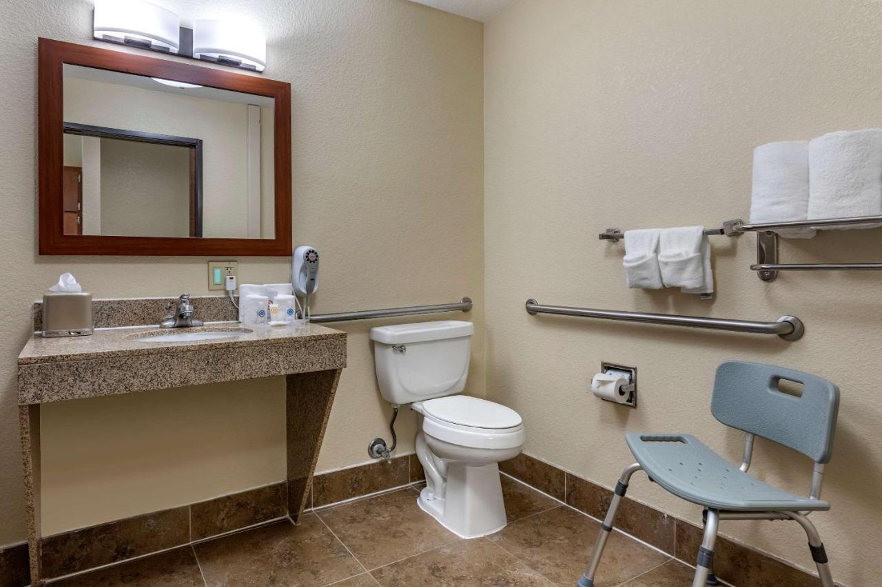 Comfort Suites Waco Near University Area מראה חיצוני תמונה
