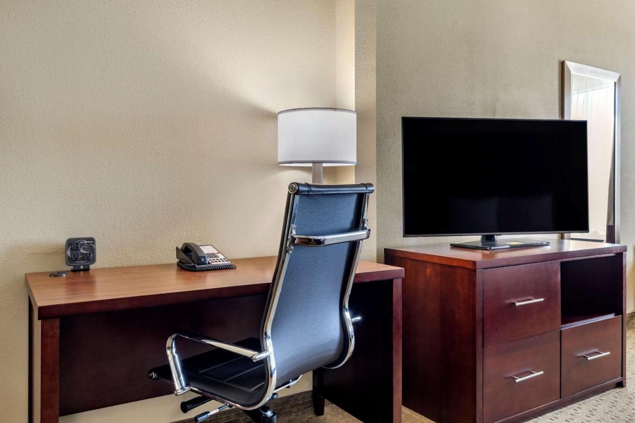Comfort Suites Waco Near University Area מראה חיצוני תמונה